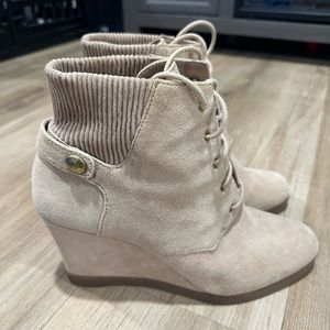 Michael kors  suede boots like new perfect condition sz 11